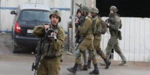 قوات الاحتلال تشن عدوانا واسعا على الخليل وهدم مبانٍ واعتقالات واسعة