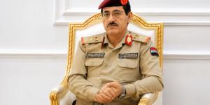 وزير الدفاع يتراجع عن تحذير استهداف التجمعات القبلية ويؤكد: لن نستهدف أي تجمع قبلي أو مدني
