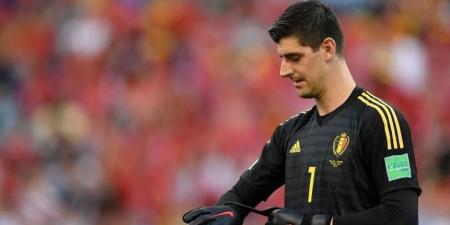 ريال مدريد يعلن استبعاد تيبو كورتوا من الكلاسيكو بشكل مفاجئ