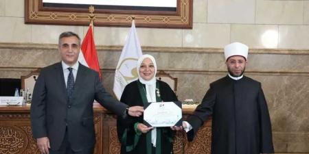 وزير الأوقاف وسفير الجزائر يشهدان ختام دورة «مهارات الوعظ الديني للواعظات الجزائريات» بمسجد مصر الكبير