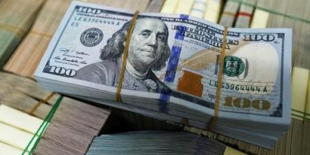 ثبات سعر الدولار أمام الجنيه وهدوء في شاشات التداول اليوم الأحد :اليوم السابع