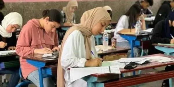 التعليم تؤكد إقامة امتحانات نوفمبر 2026 في موعدها المحدد