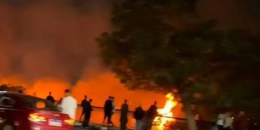 السيطرة على حريق في مخلفات زراعية بكورنيش المعادي