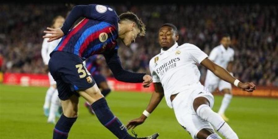موعد مباراة برشلونة وريال مدريد فى كلاسيكو الدوري الإسباني والقنوات الناقلة :اليوم السابع