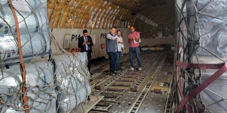 متحدث اللجنة المصرية بغزة لـ"القاهرة الإخبارية": توزيع اللحوم المعلبة استجابة لمناشدات الأهالي