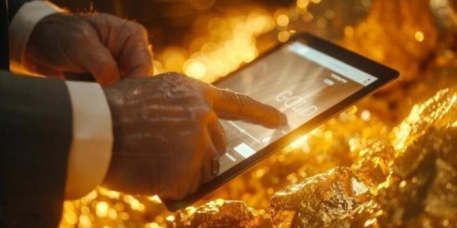 هبوط الذهب لأدنى مستوى في 3 أشهر بسبب توقعات استمرار أسعار الفائدة المرتفعة