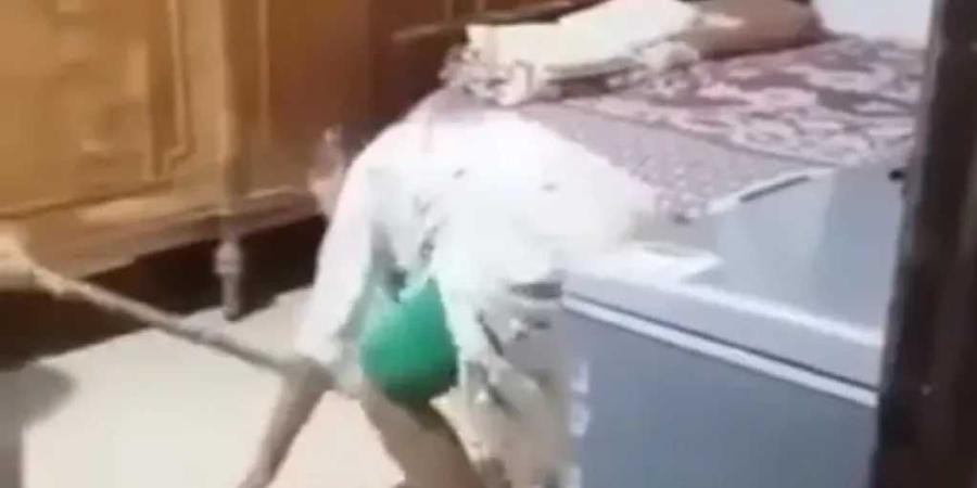 ضبط سيدة بتهمة الاعتداء على شقيقتها من ذوي الإعاقة بعصا في المحلة