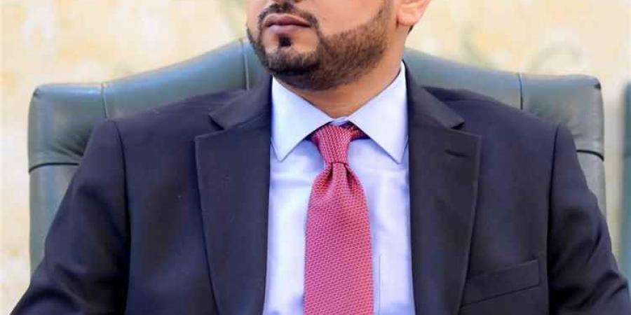 وزير الخدمة المدنية: صرف الزيادة والعلاوات اعتباراً من أكتوبر للجهات المستكملة إجراءاتها
