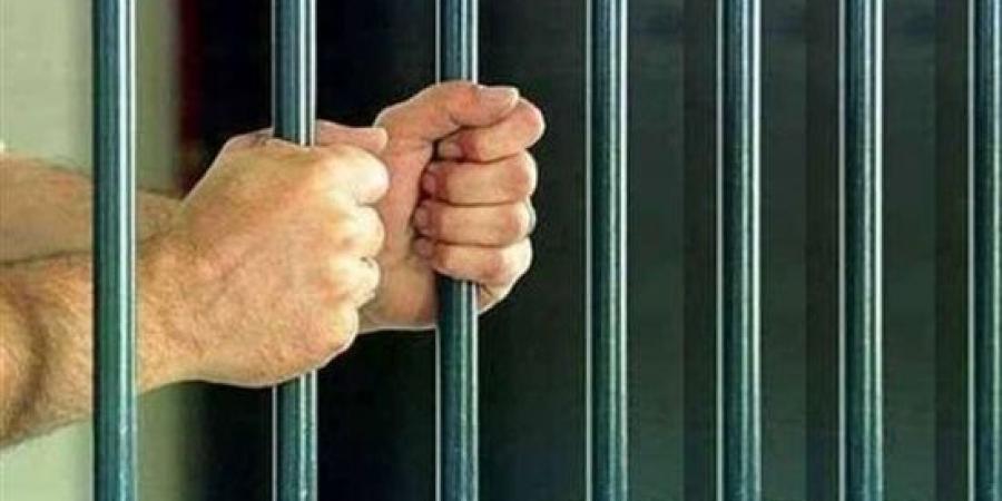 تجديد حبس عاطل 15 يوما بتهمة قتل مسن لسرقته في الطالبية :اليوم السابع