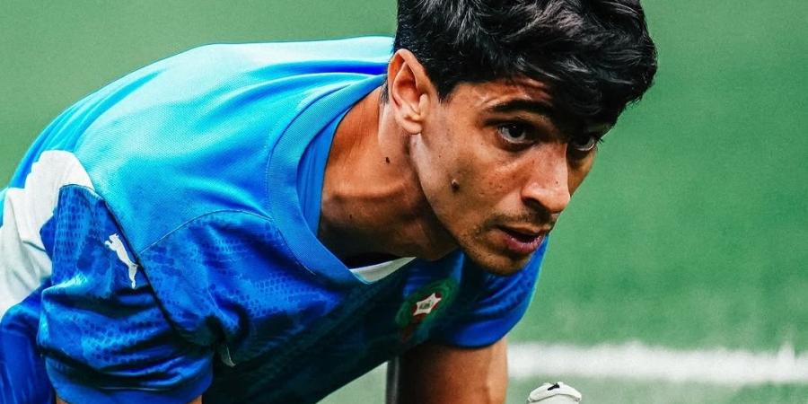 عرش ياشين ينادي ياسين.. هل تنصف الإحصائيات حامي عرين "الأسود والهلال"؟