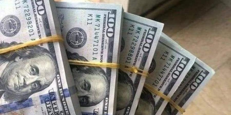 أسعار الدولار تتفق عند 55.25 جنيه للشراء في عدد من البنوك المصرية